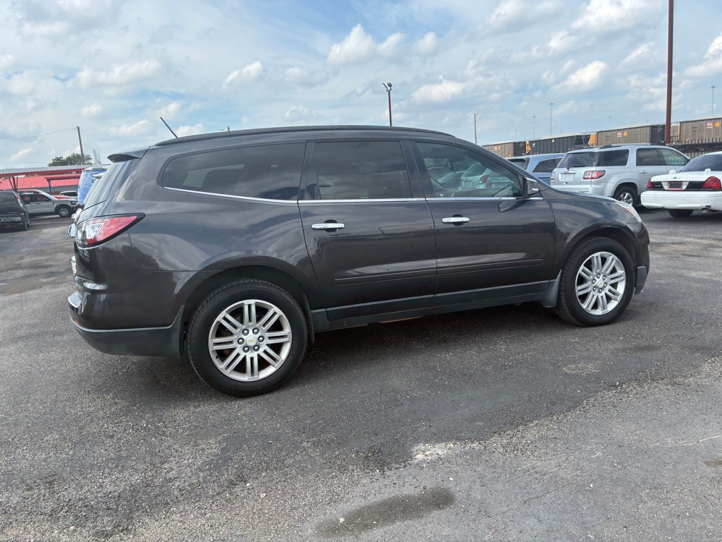 Photo 14 of this CHEVROLET TRAVERSE