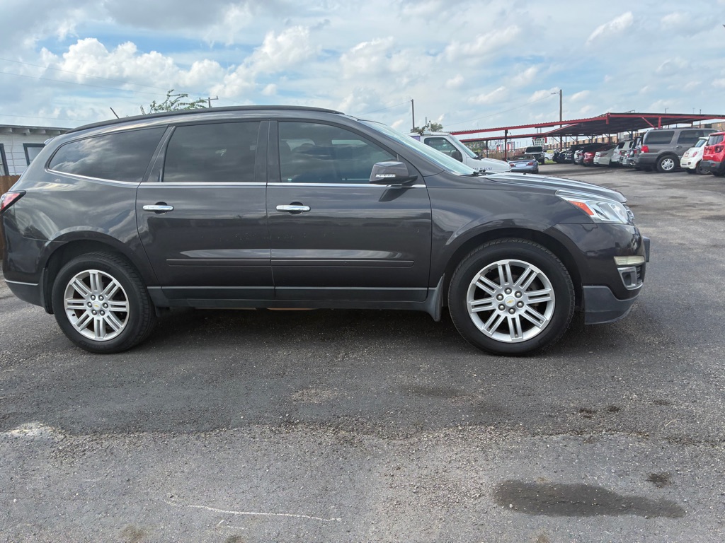 Photo 11 of this CHEVROLET TRAVERSE