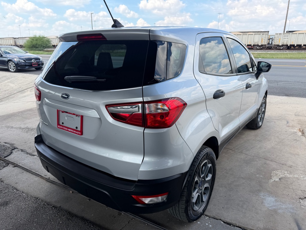 Photo 23 of this FORD ECOSPORT