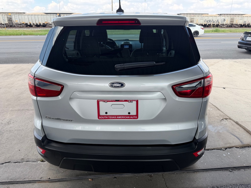 Photo 24 of this FORD ECOSPORT