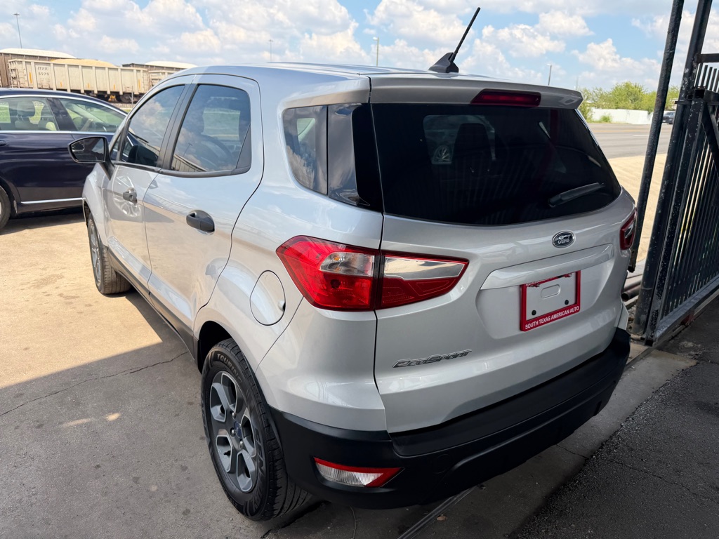 Photo 8 of this FORD ECOSPORT