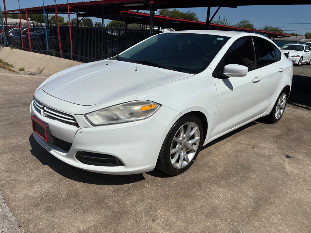Photo 2 of this DODGE DART