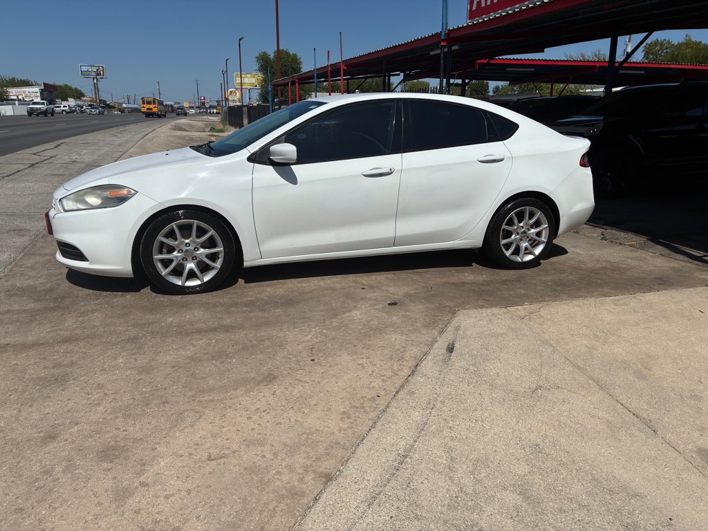 Photo 3 of this DODGE DART