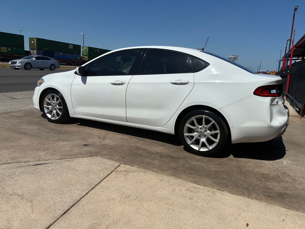 Photo 5 of this DODGE DART