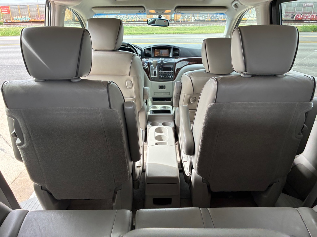 Photo 25 of this NISSAN QUEST