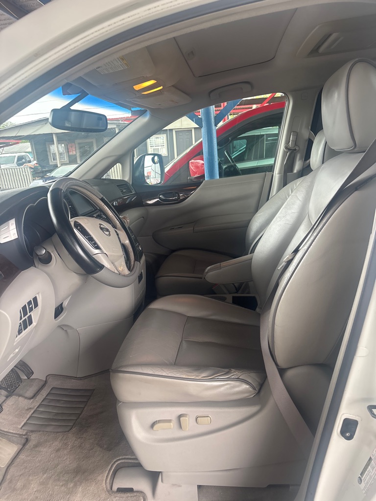 Photo 5 of this NISSAN QUEST