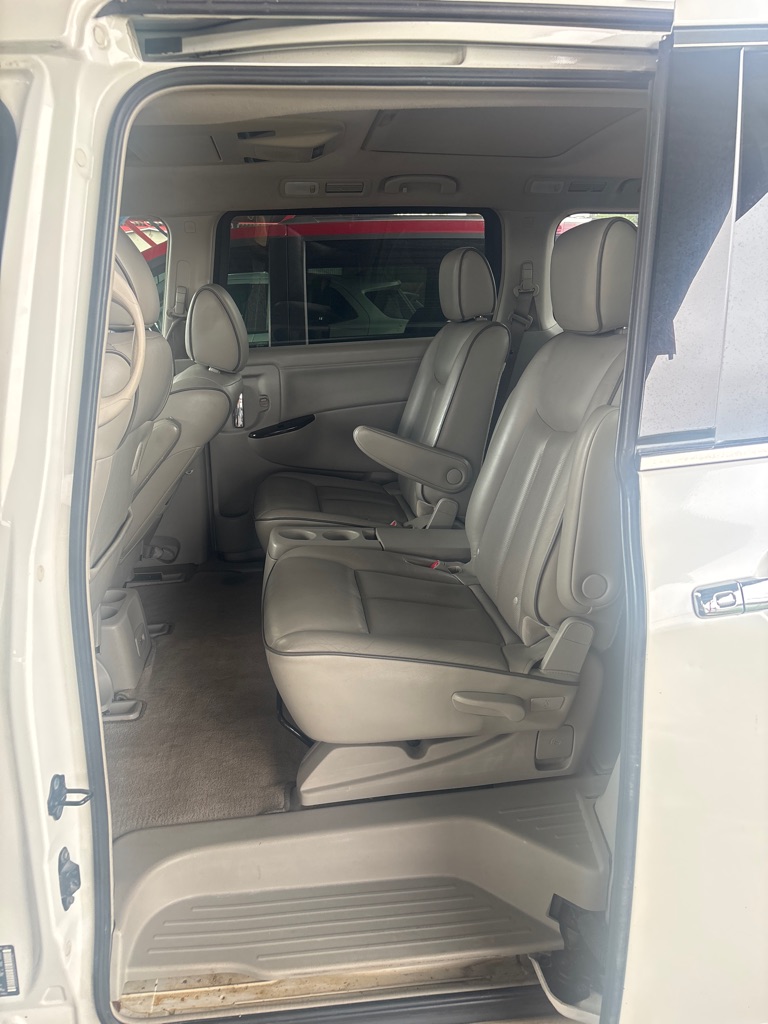 Photo 6 of this NISSAN QUEST