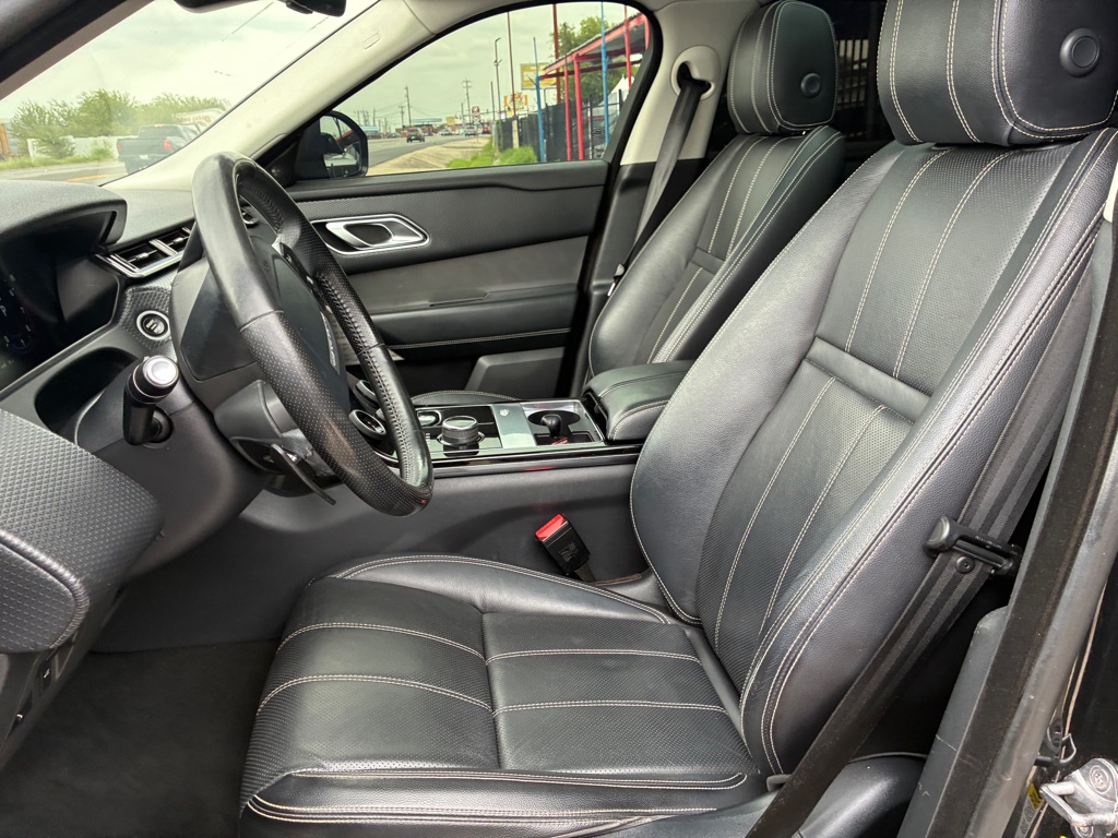 Photo 20 of this LAND ROVER RANGE ROVER VEL