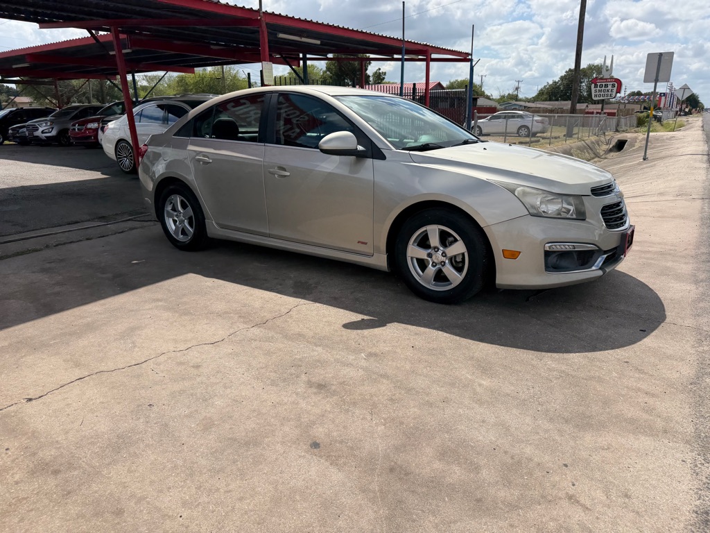 Photo 7 of this CHEVROLET CRUZE