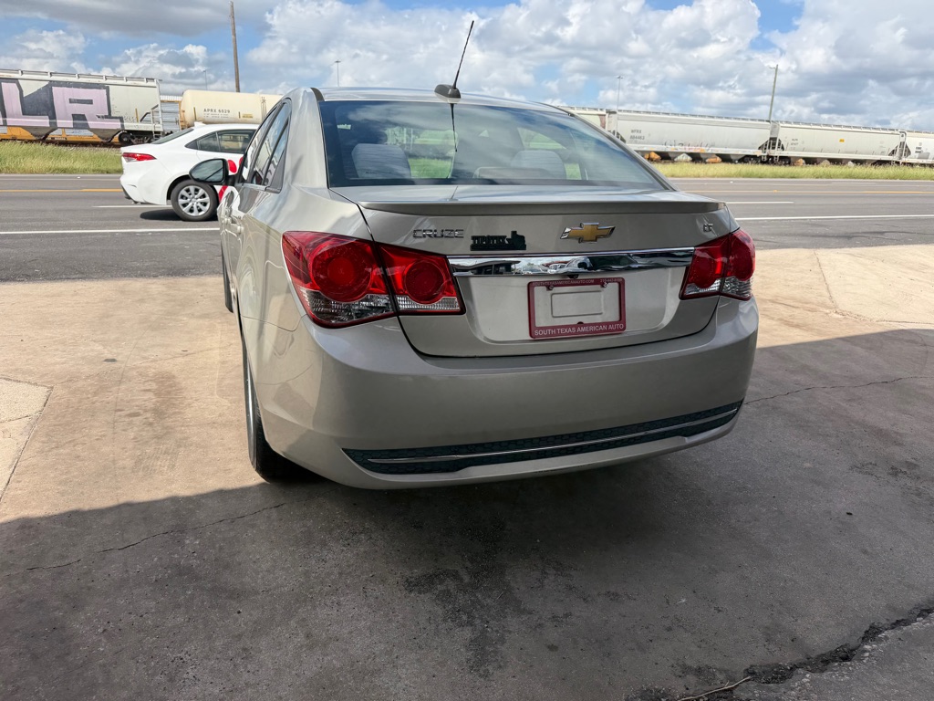 Photo 20 of this CHEVROLET CRUZE