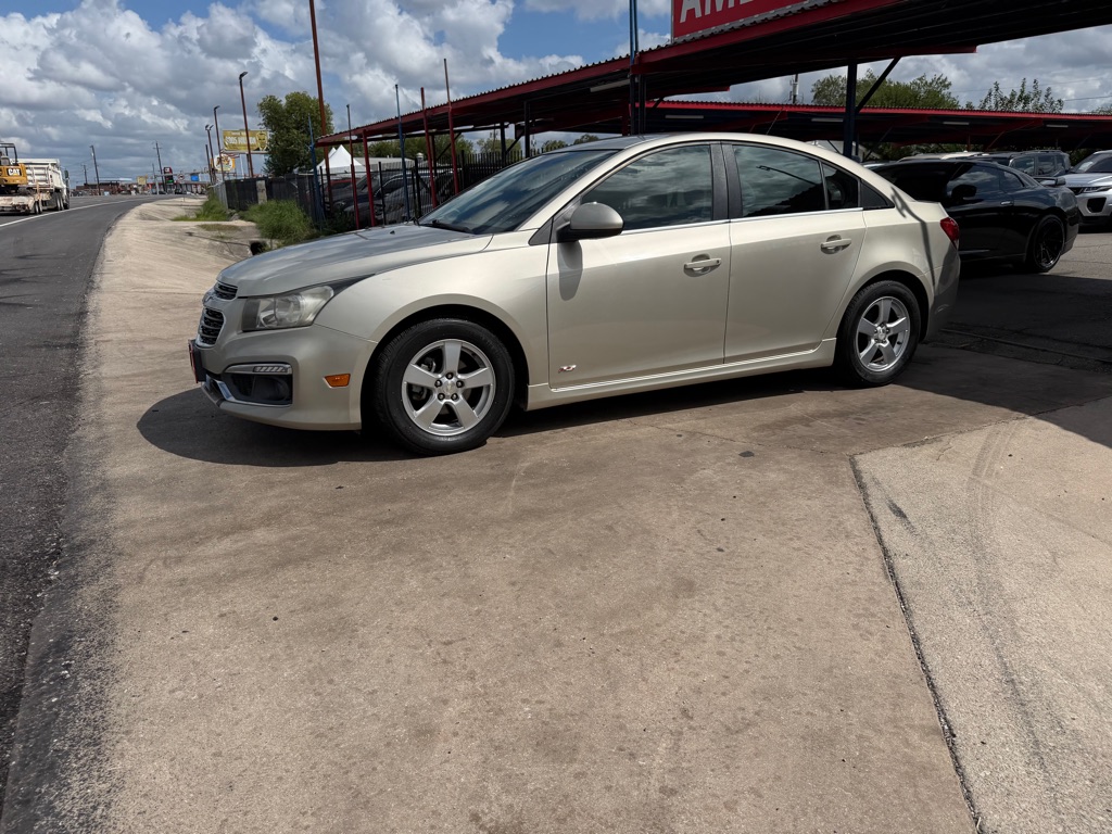 Photo 13 of this CHEVROLET CRUZE