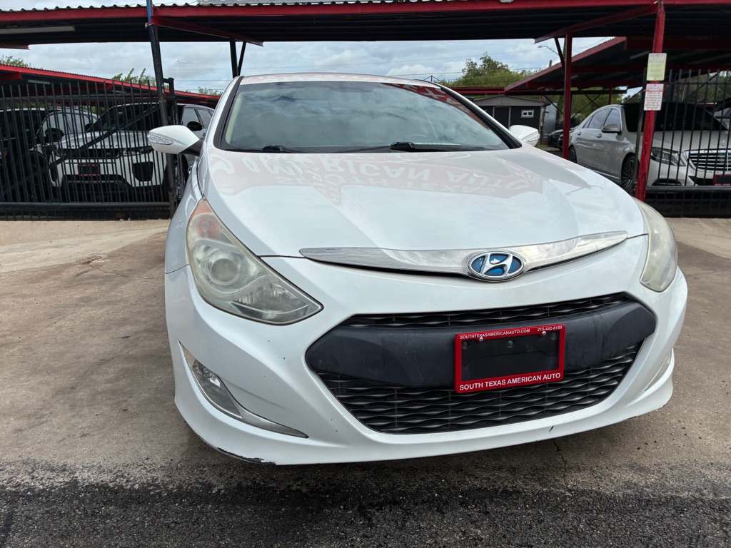 Photo 2 of this HYUNDAI SONATA