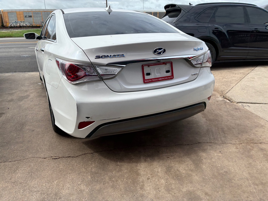 Photo 24 of this HYUNDAI SONATA
