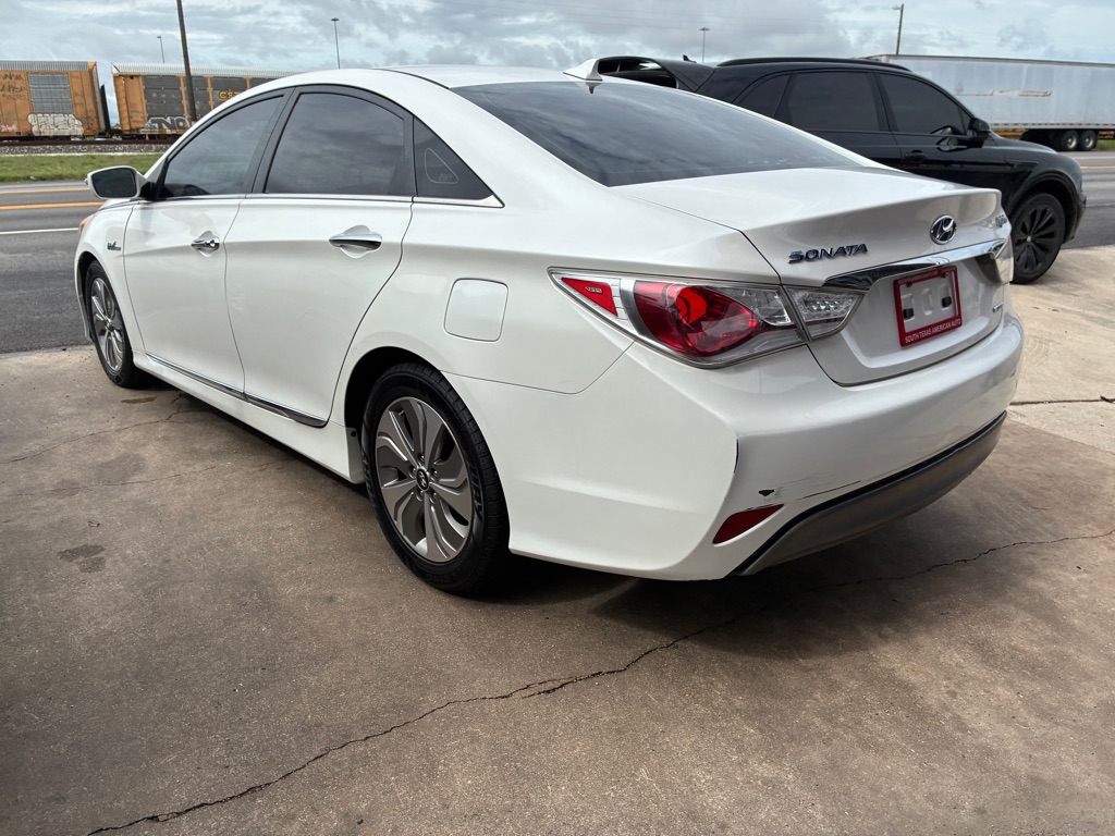 Photo 27 of this HYUNDAI SONATA