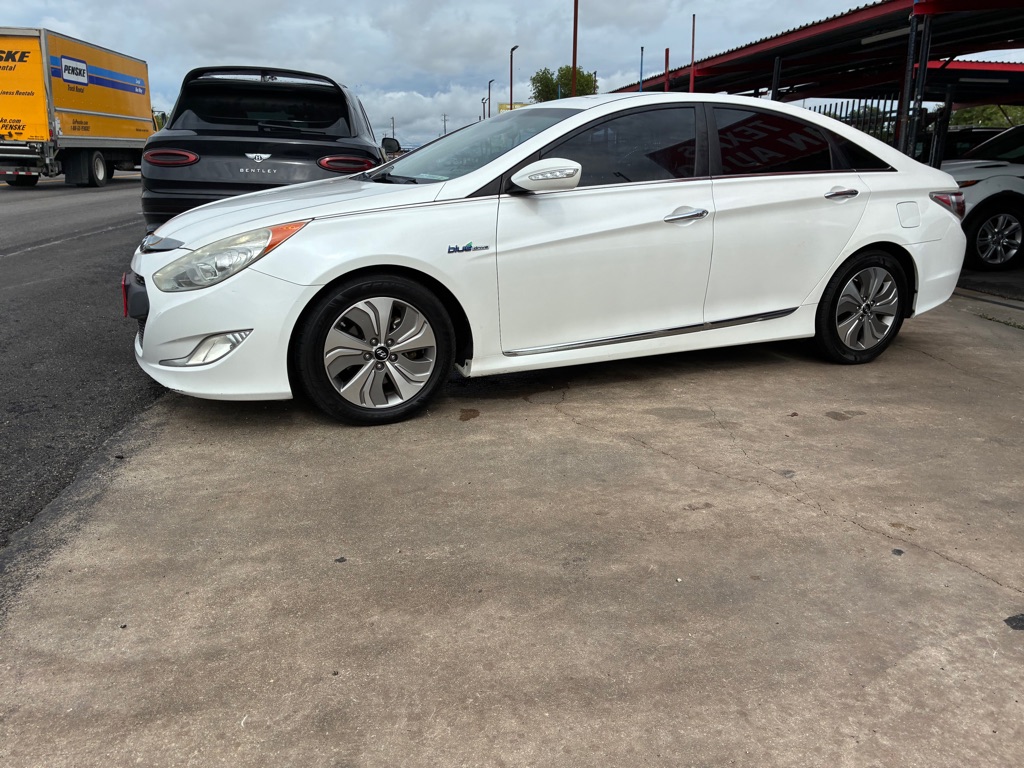 Photo 35 of this HYUNDAI SONATA