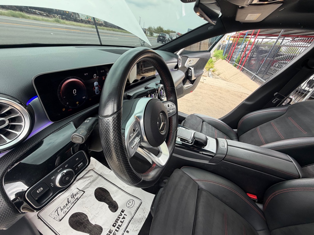 Photo 51 of this MERCEDES-BENZ A