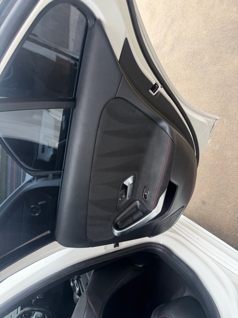 Photo 30 of this MERCEDES-BENZ A