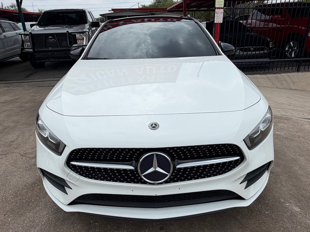 Photo 6 of this MERCEDES-BENZ A