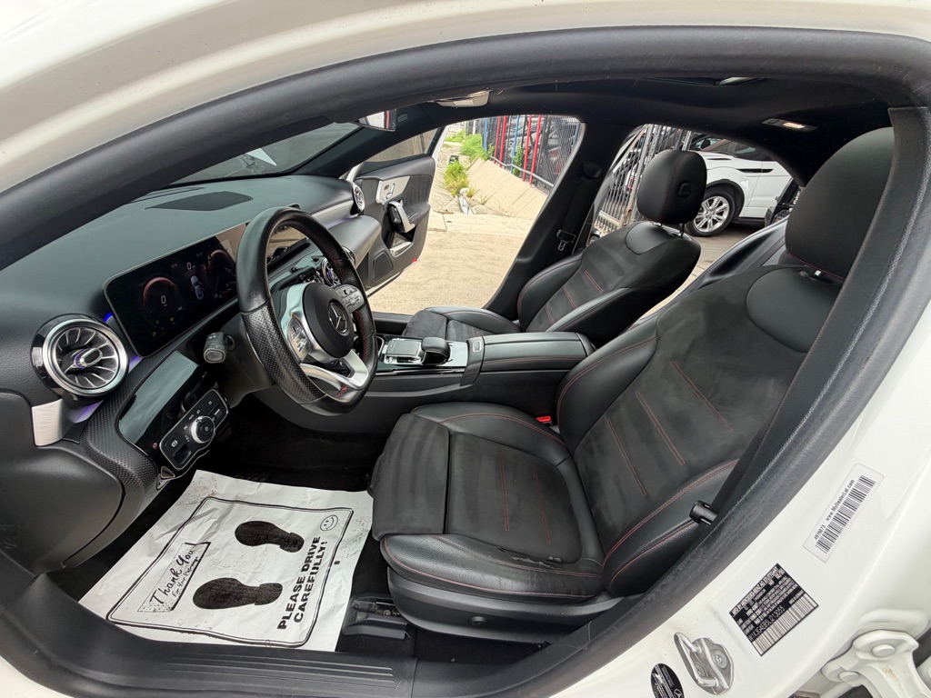 Photo 54 of this MERCEDES-BENZ A