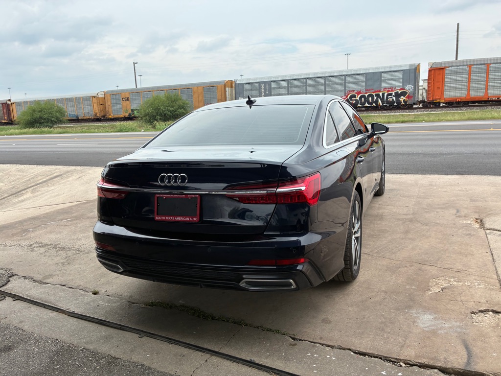 Photo 16 of this AUDI A6