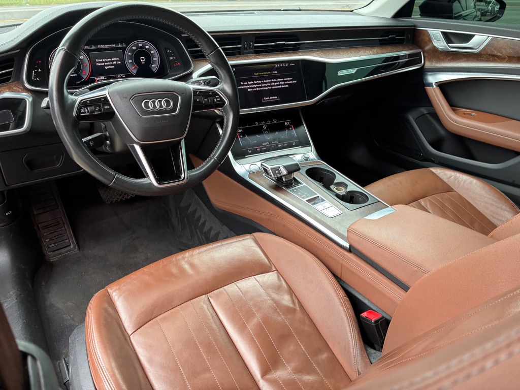 Photo 29 of this AUDI A6