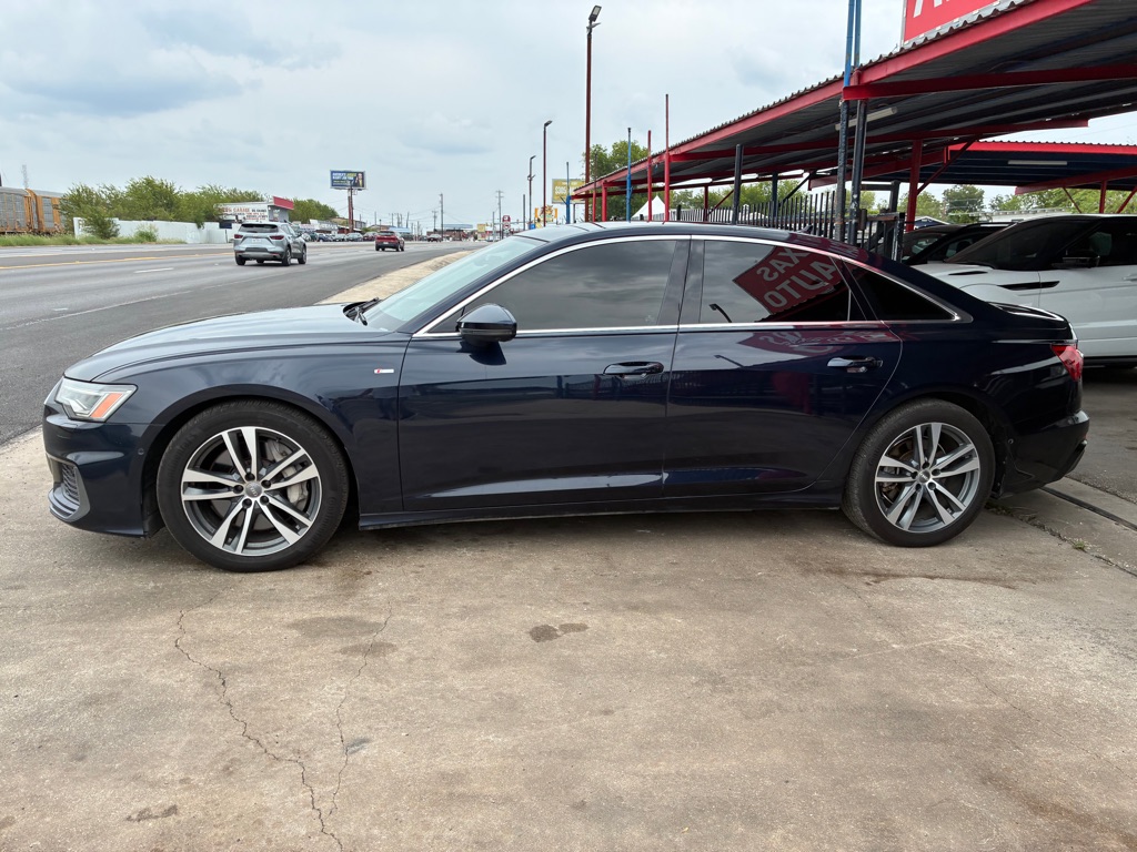 Photo 23 of this AUDI A6