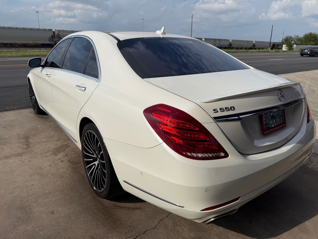 Photo 65 of this MERCEDES-BENZ S-CLASS