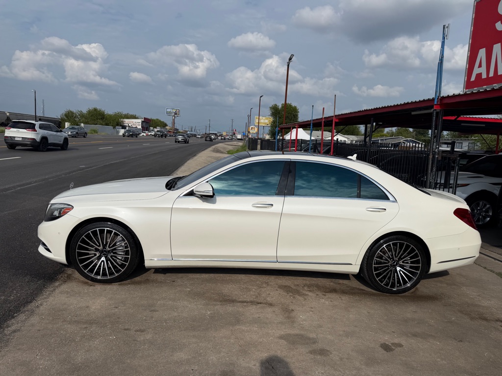 Photo 93 of this MERCEDES-BENZ S-CLASS