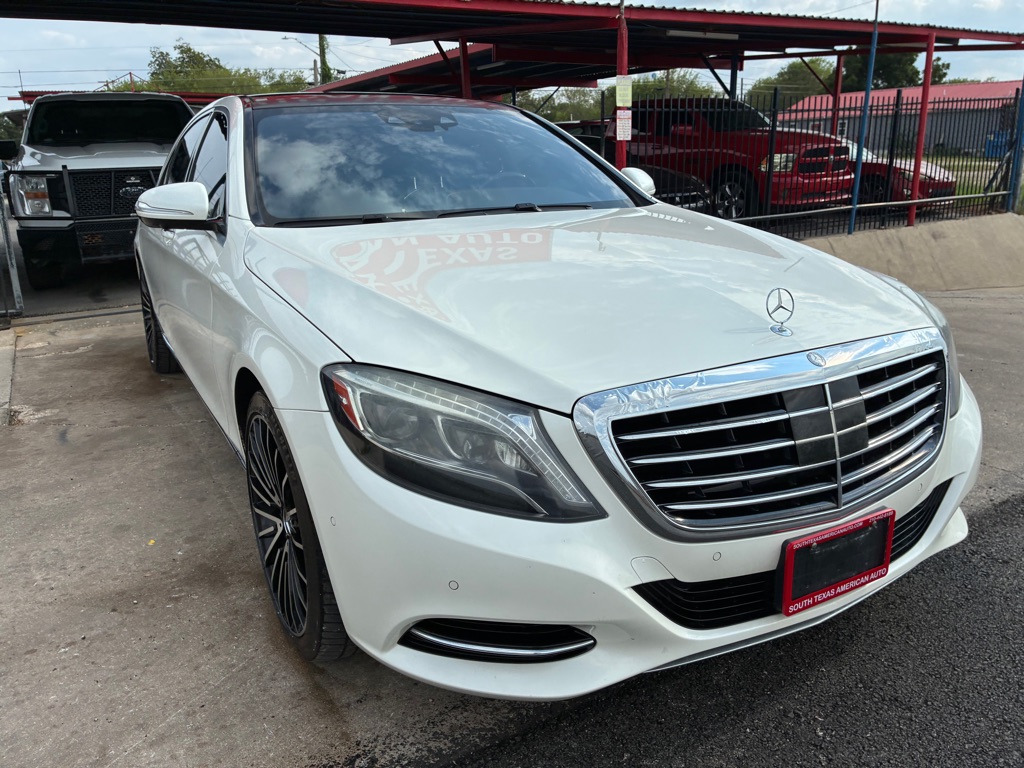 Photo 27 of this MERCEDES-BENZ S-CLASS