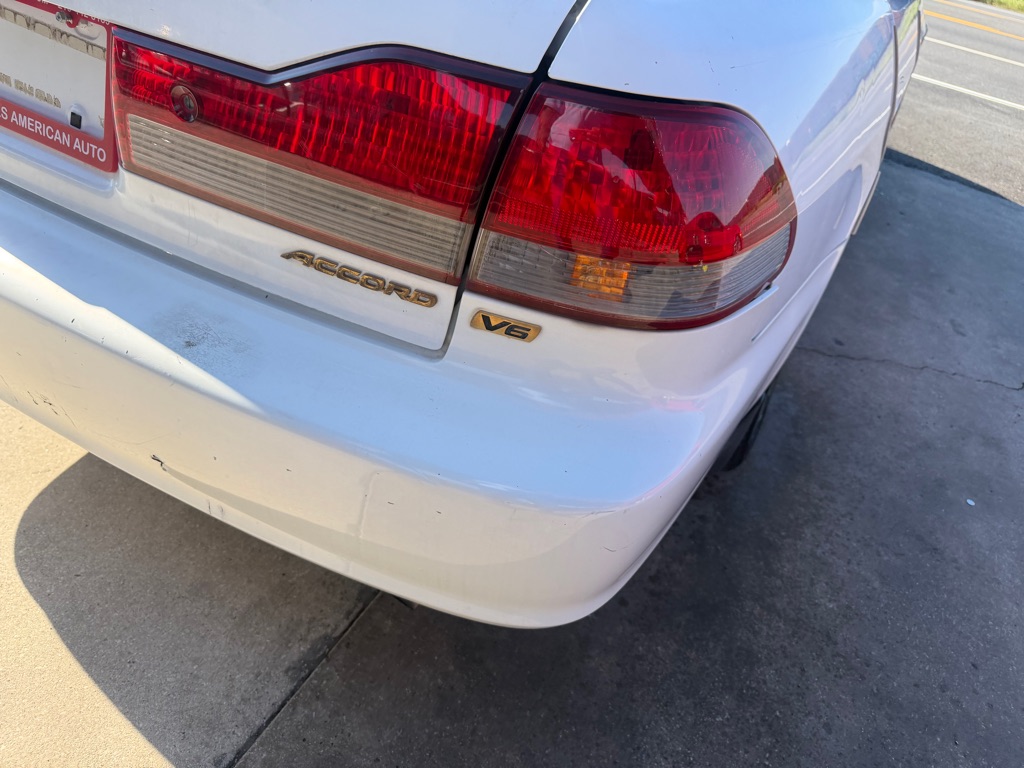 Photo 10 of this HONDA ACCORD