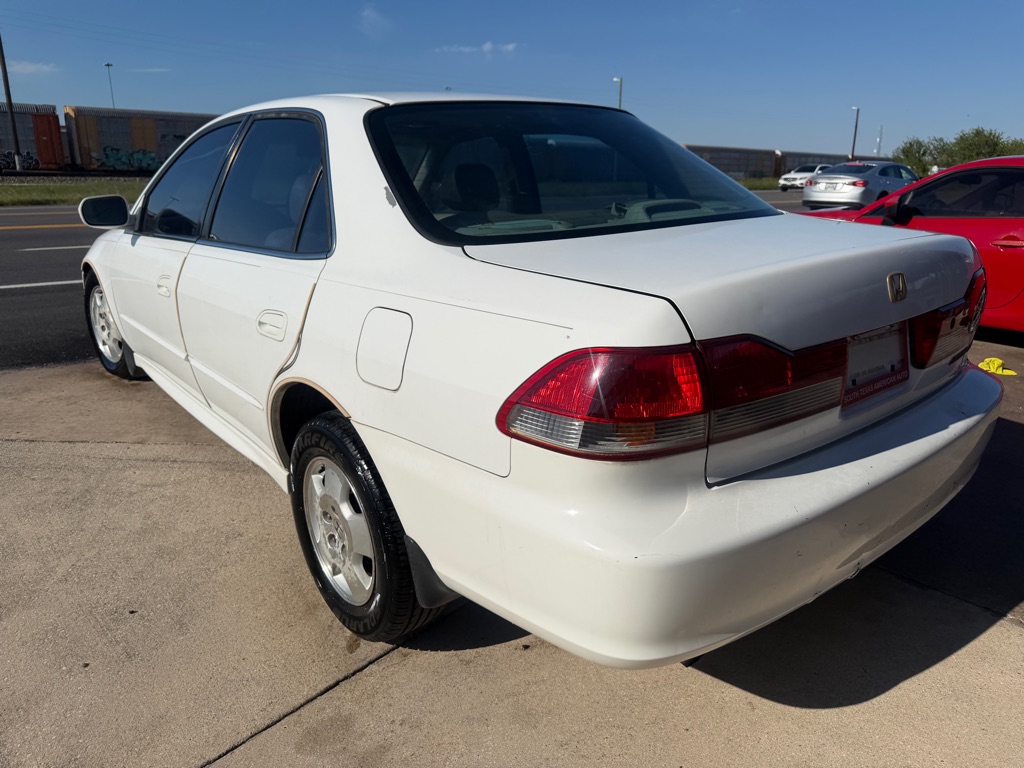 Photo 44 of this HONDA ACCORD