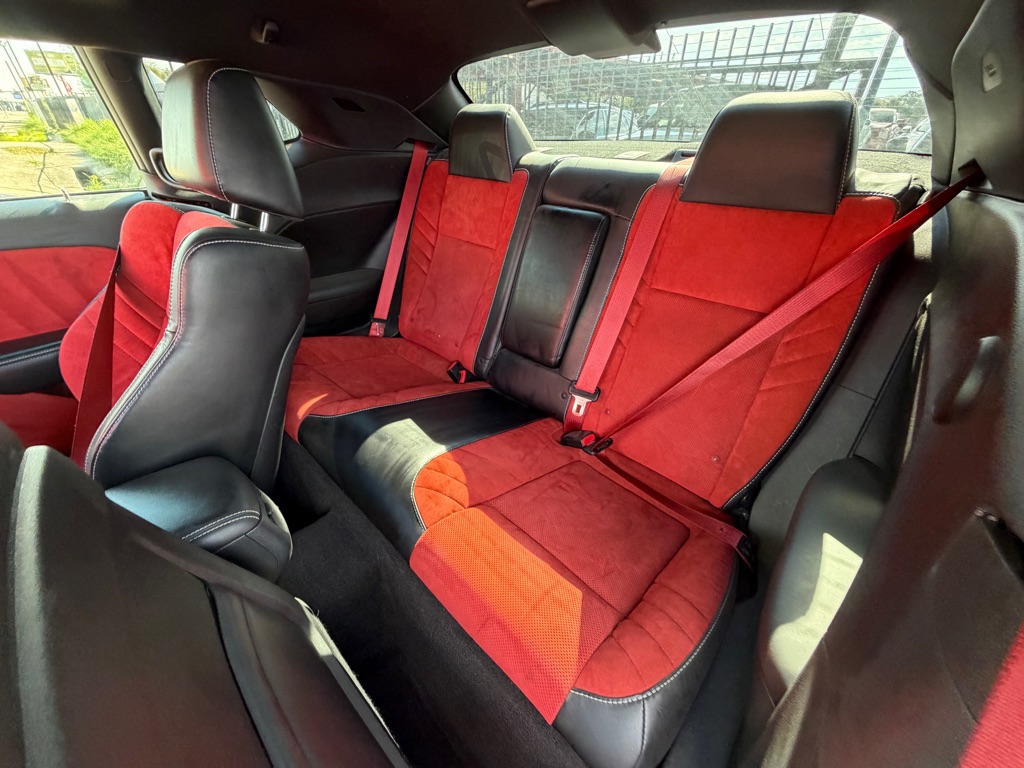 Photo 54 of this DODGE CHALLENGER