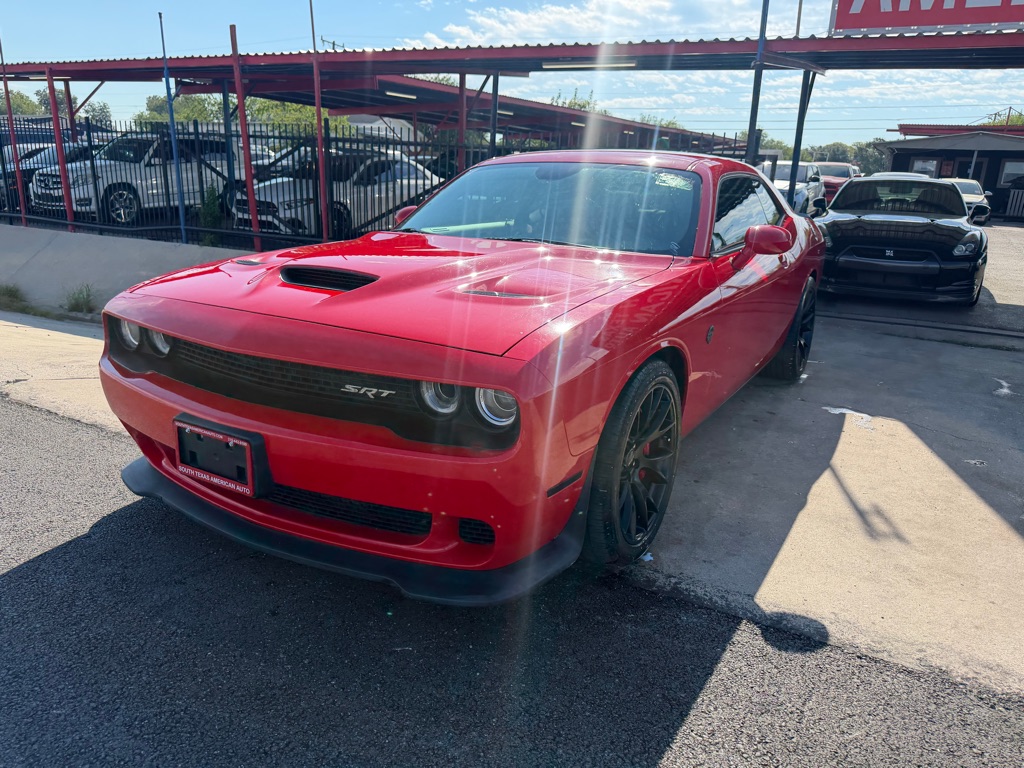 Photo 3 of this DODGE CHALLENGER