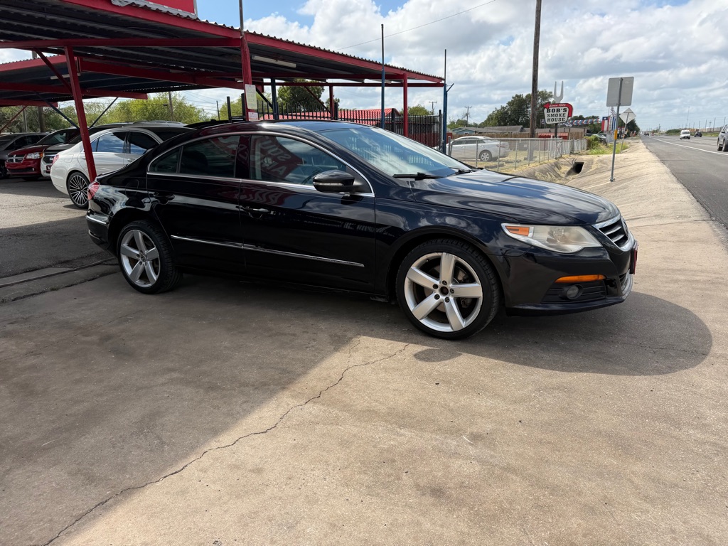 Photo 14 of this VOLKSWAGEN CC