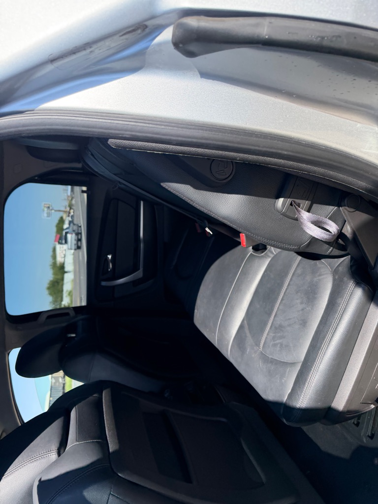 Photo 36 of this GMC ACADIA