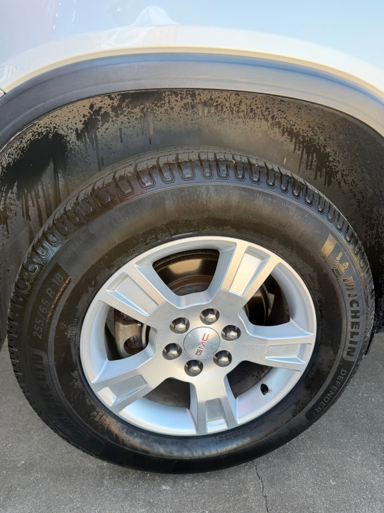 Photo 23 of this GMC ACADIA