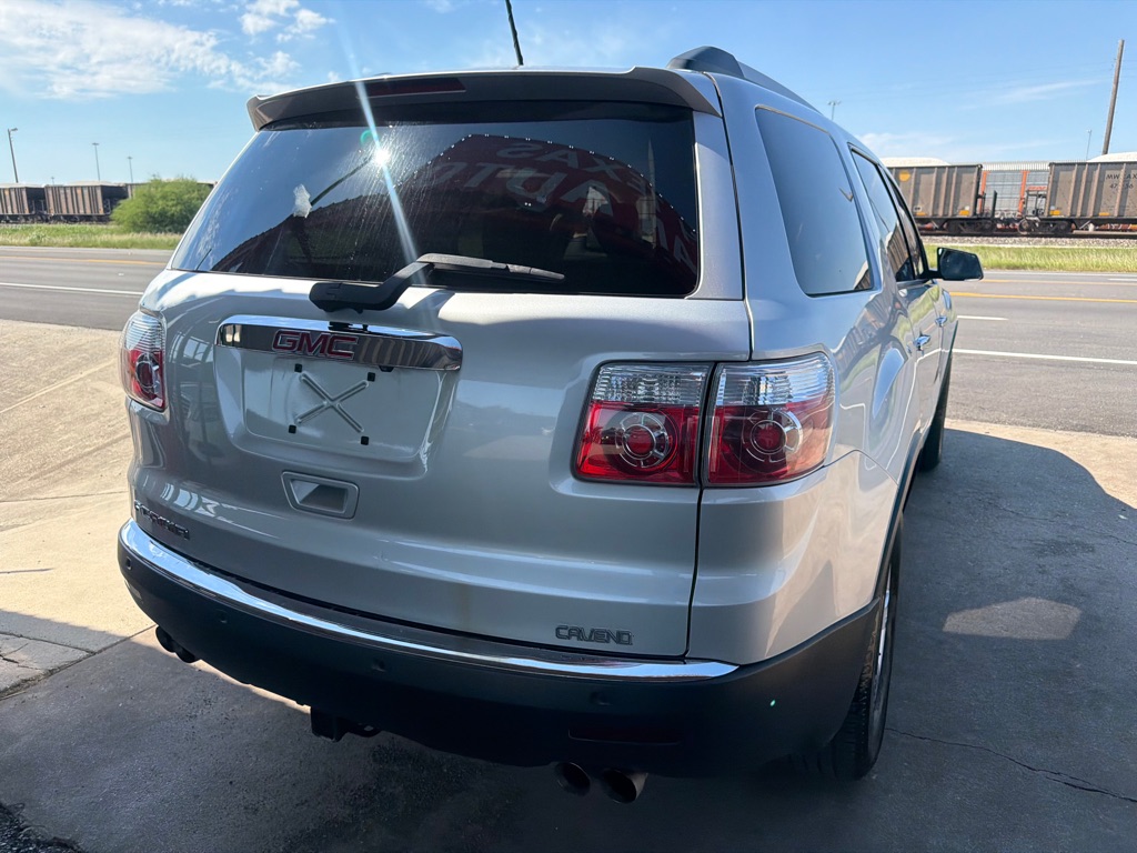 Photo 30 of this GMC ACADIA