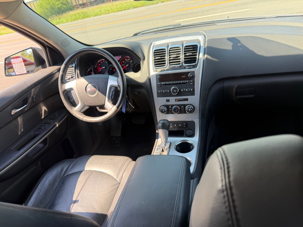 Photo 24 of this GMC ACADIA