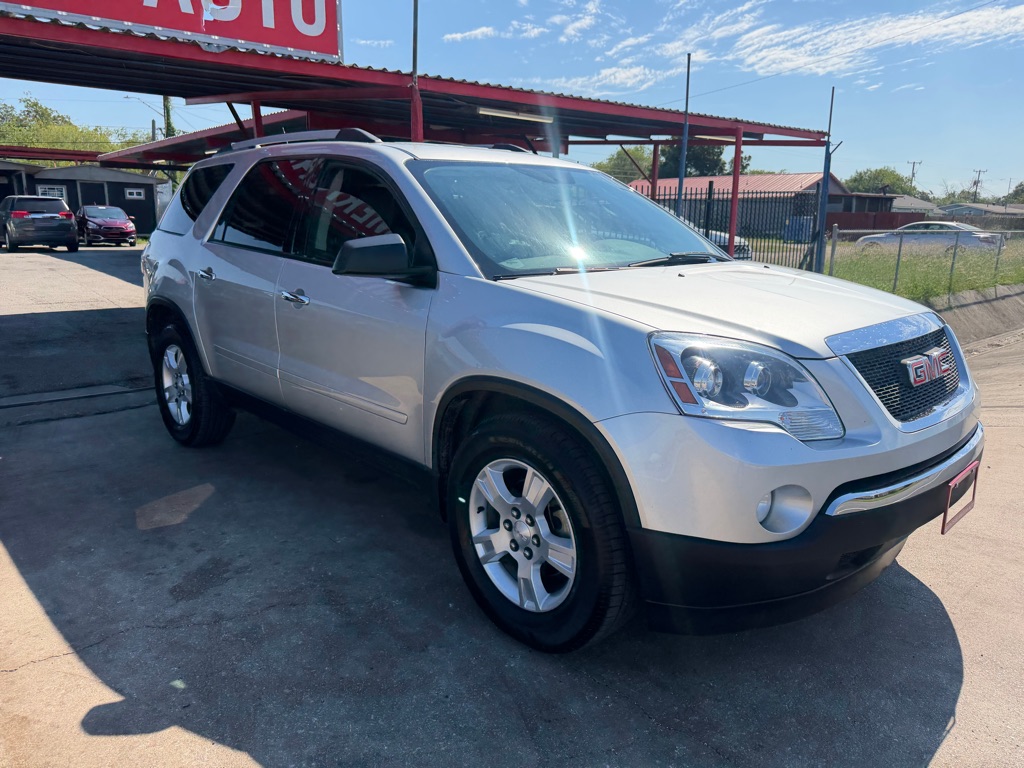 Photo 17 of this GMC ACADIA