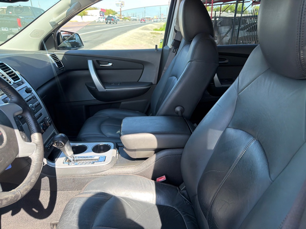 Photo 33 of this GMC ACADIA