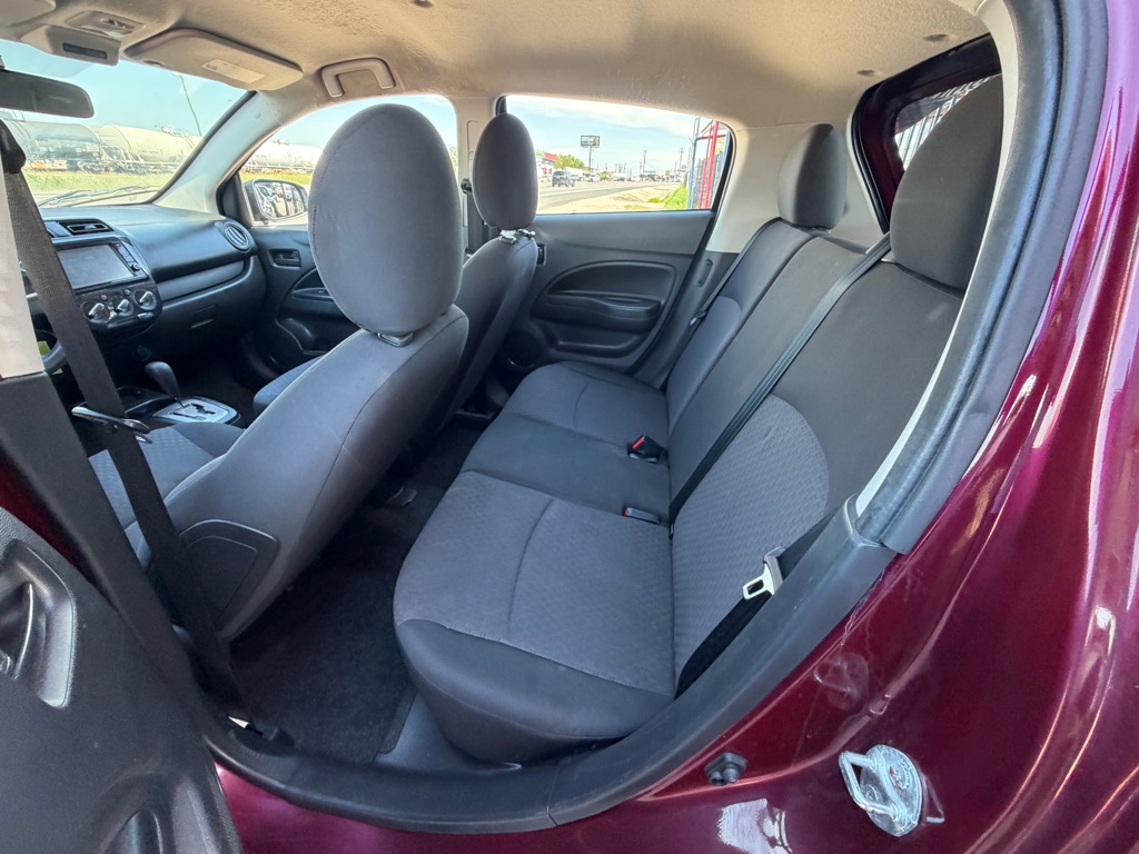 Photo 4 of this MITSUBISHI MIRAGE