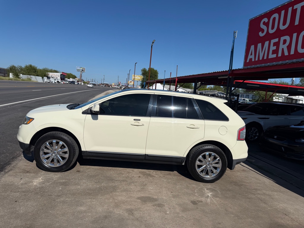 Photo 20 of this FORD EDGE