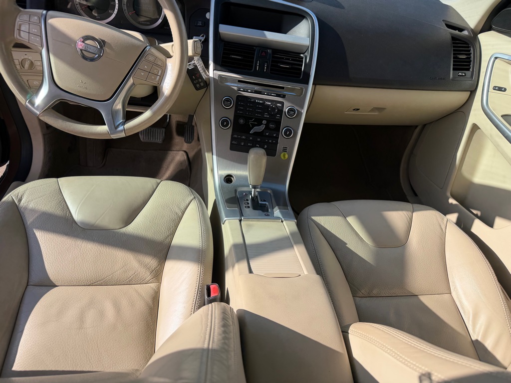 Photo 21 of this VOLVO XC60