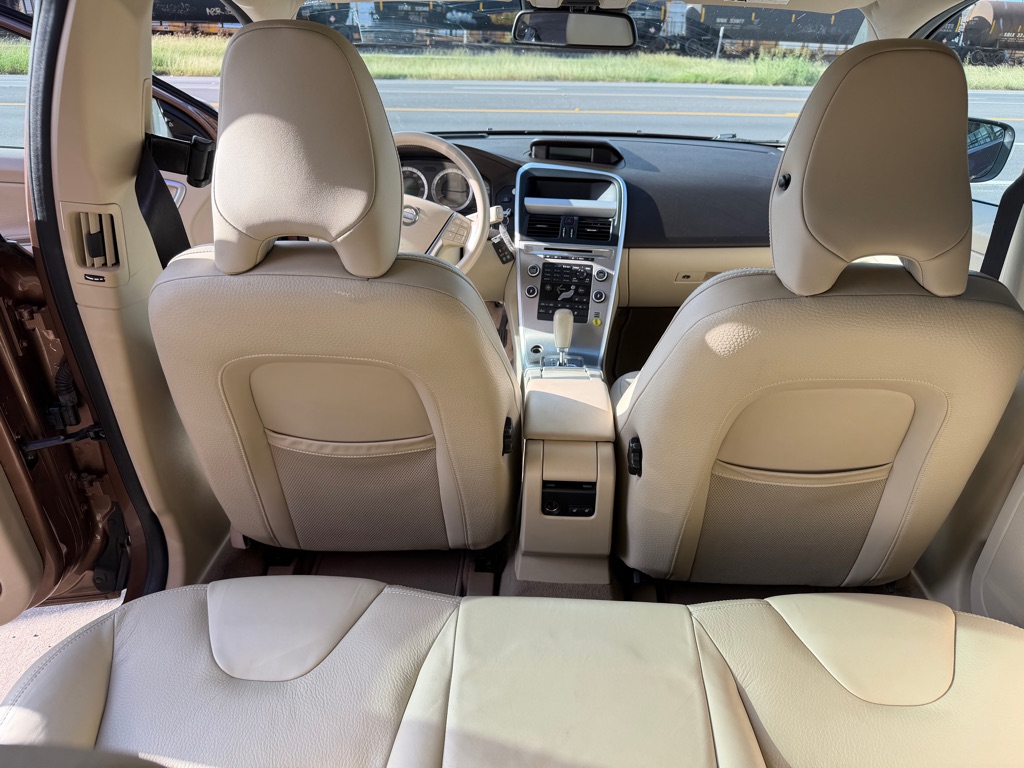 Photo 23 of this VOLVO XC60