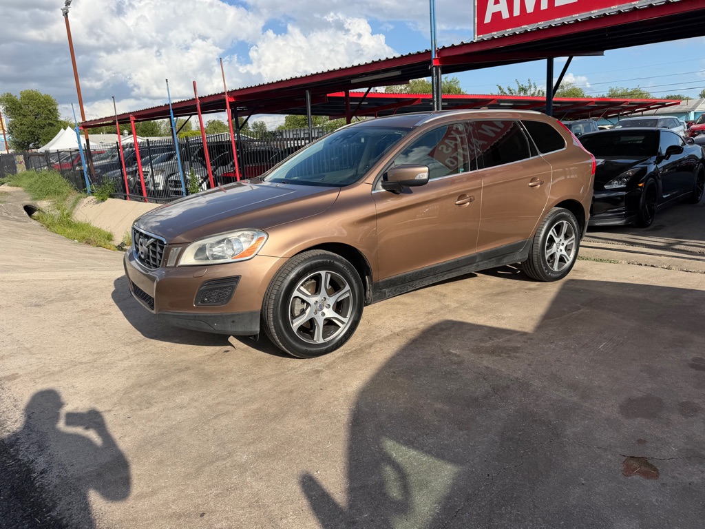 Photo 3 of this VOLVO XC60