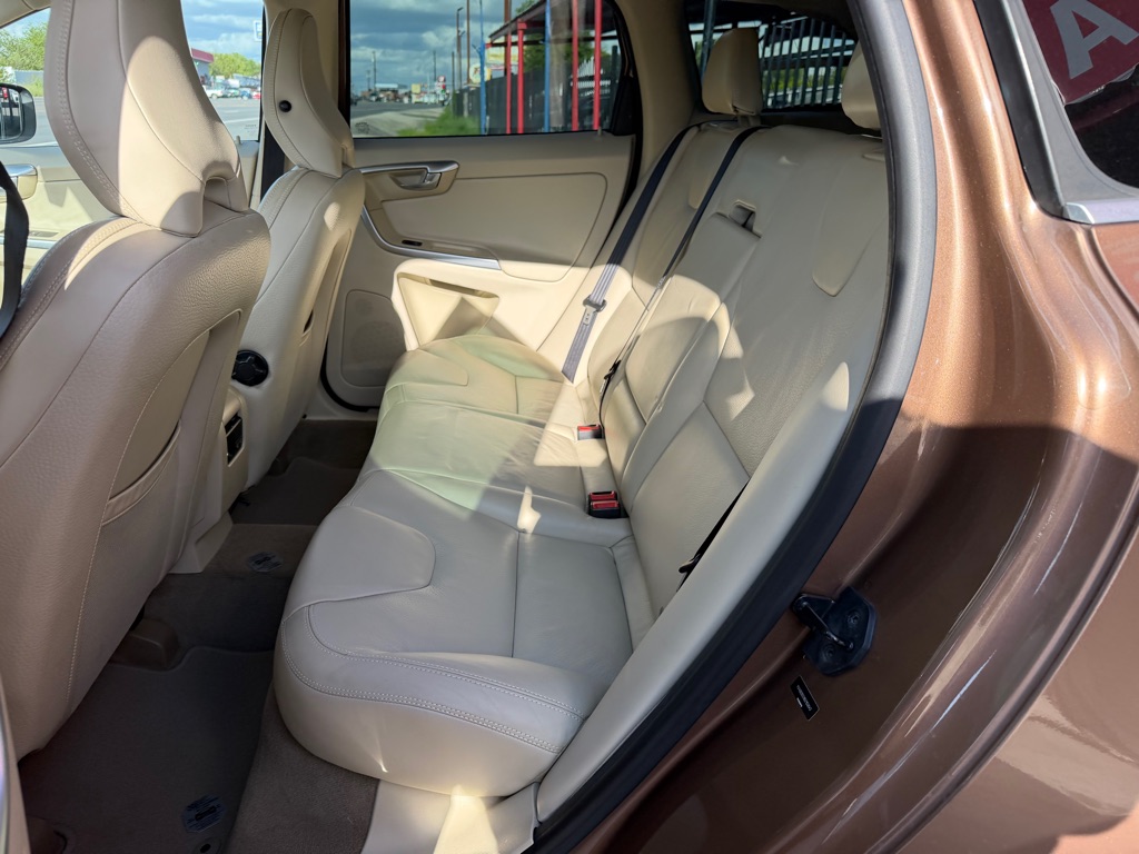 Photo 19 of this VOLVO XC60