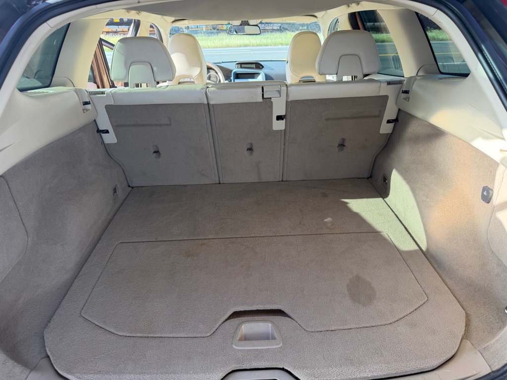 Photo 22 of this VOLVO XC60