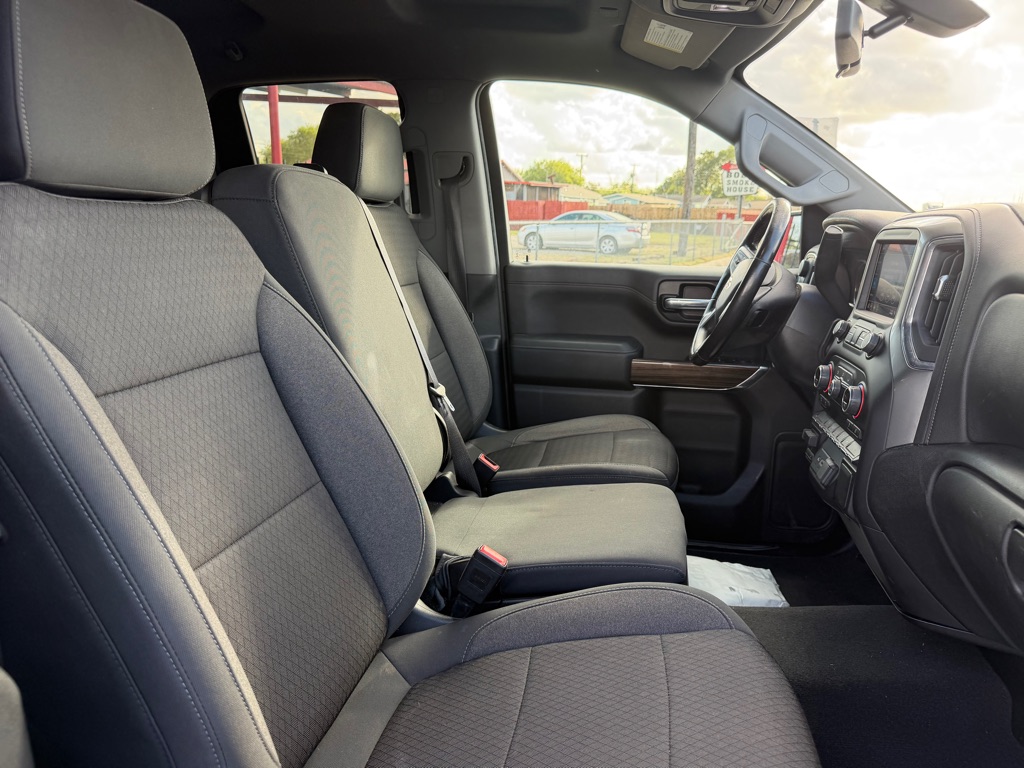 Photo 29 of this CHEVROLET SILVERADO 1500