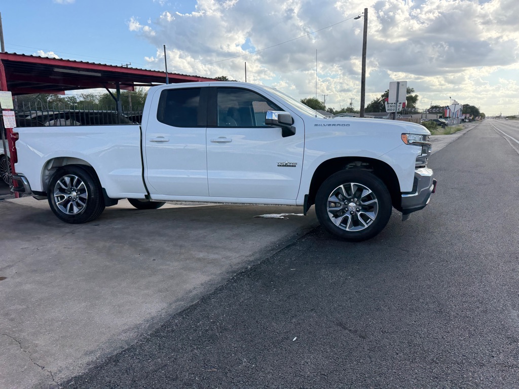 Photo 5 of this CHEVROLET SILVERADO 1500