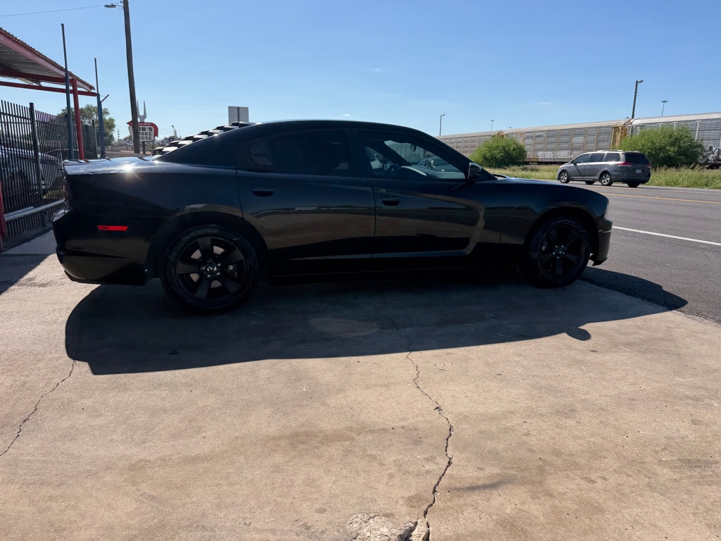 Photo 5 of this DODGE CHARGER